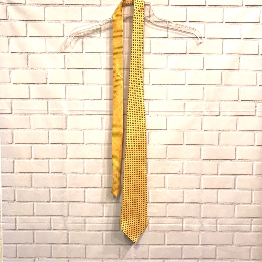 Tommy Hilfiger Men’s Silk Tie GUC - Picture 7 of 8